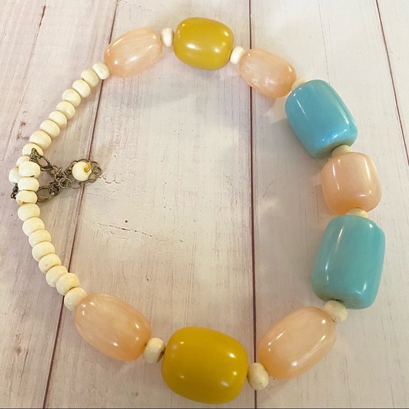 Beaded  Pastel Colored Necklace( Y2K) - Picture 2 of 5